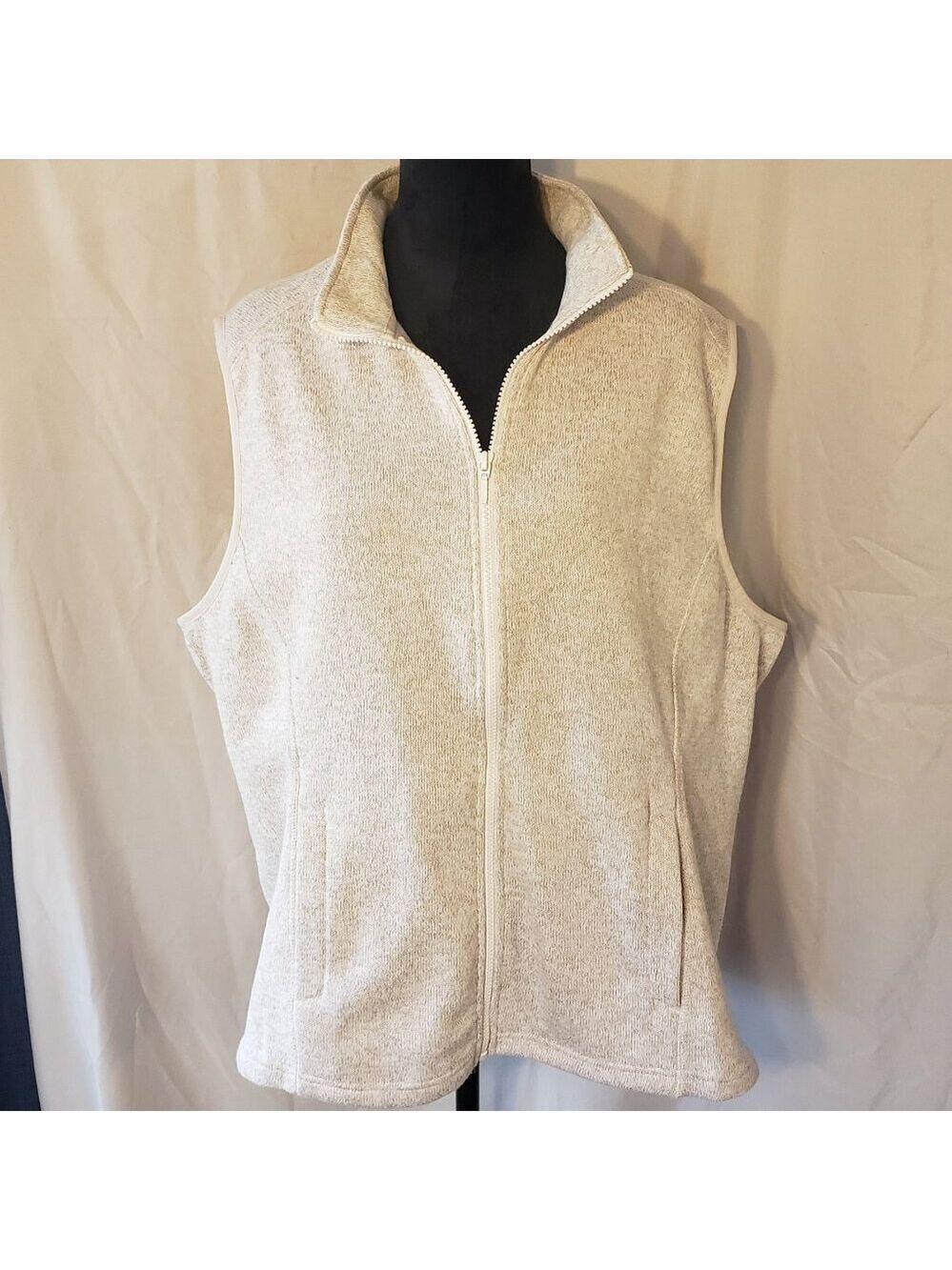 Ladies Lands' End Beige Fleece Vest, Size XL